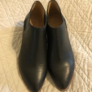 Black Madewell bootie. ✨🔥💕 Brand new- never worn. They are darling!